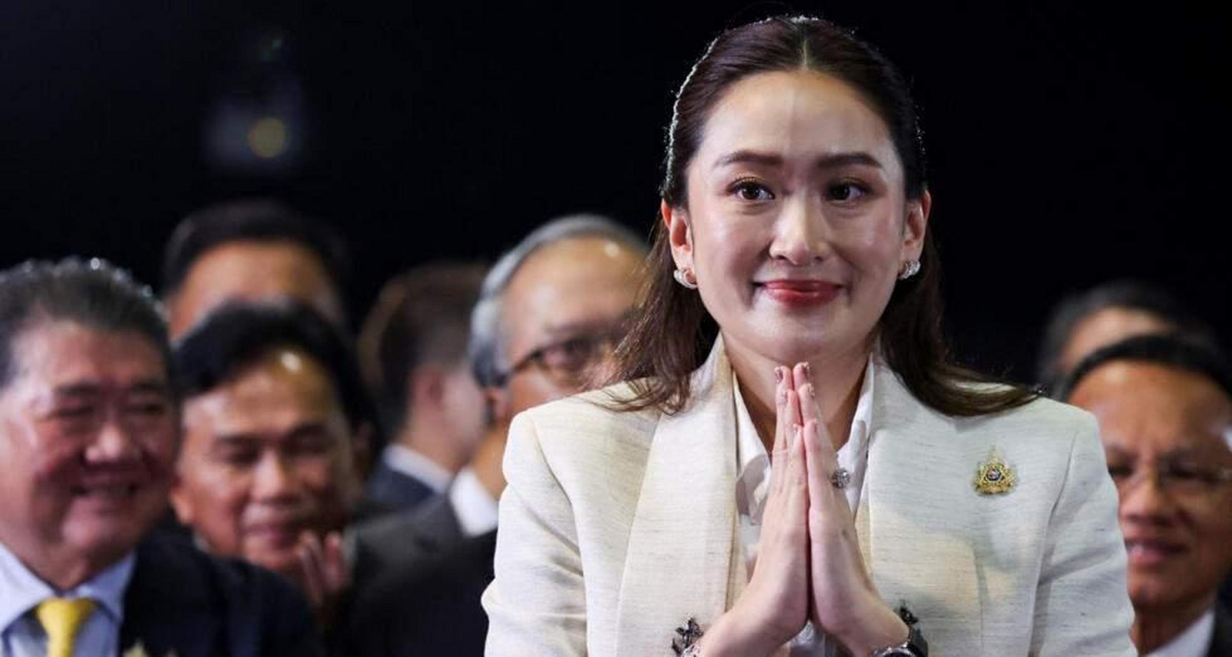 曼谷风暴：佩通坦执政危机与钦那瓦家族命运｜907编辑部