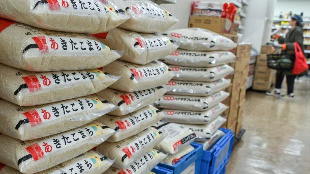 特朗普威胁对日本征收关税 理由是该国不愿进口美国大米