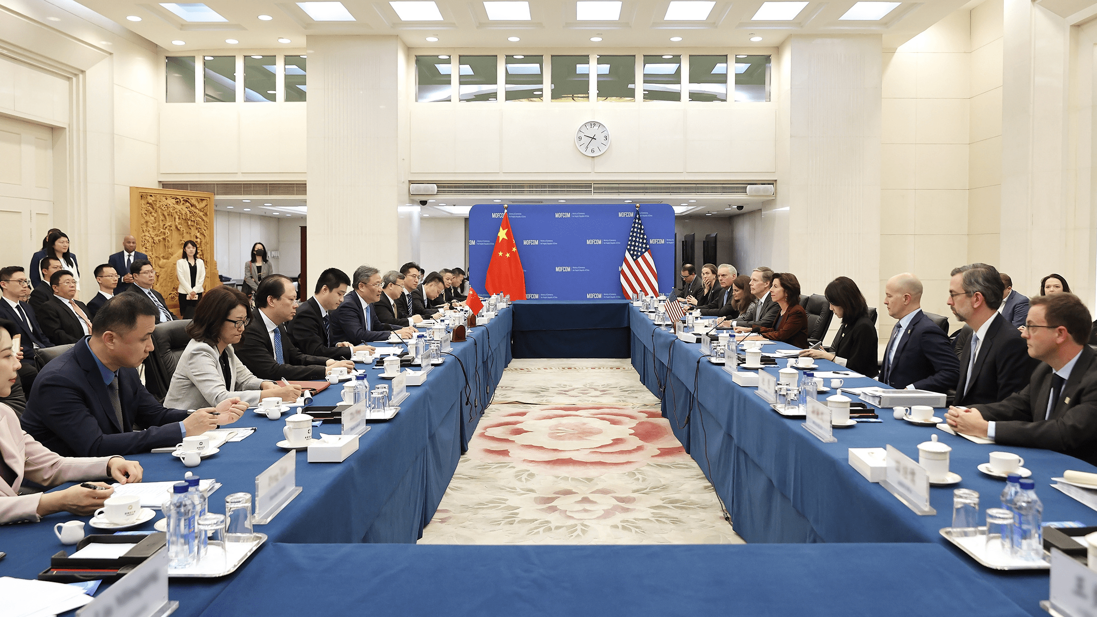商务部回应有关美国总统拟带企业团访华报道