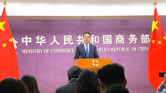 日本关税谈判代表与美国商务部长举行深入磋商 日方称将继续积极协调
